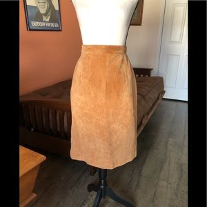 VINTAGE light mahogany suede skirt